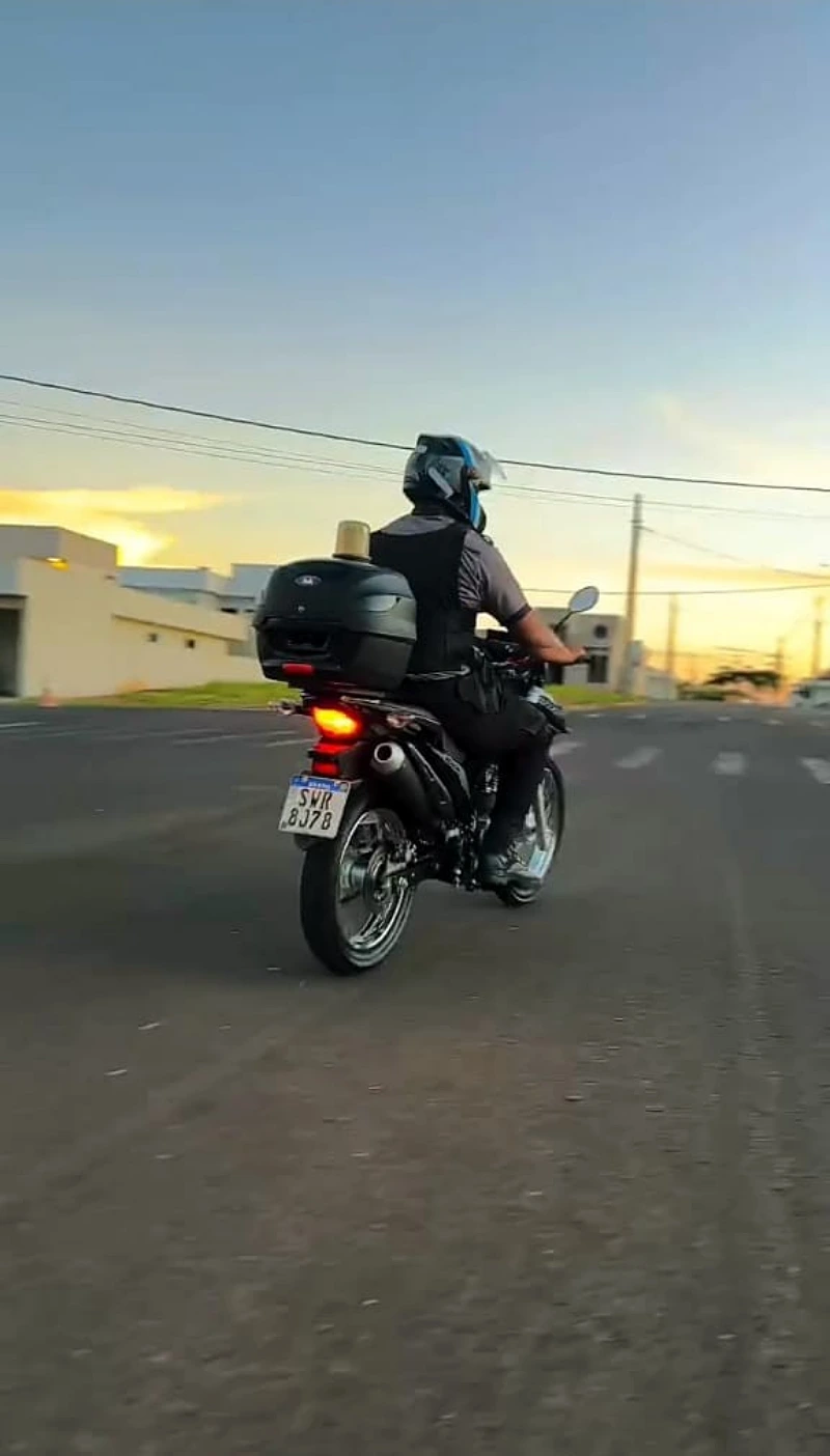 Vigilante de ronda motorizada